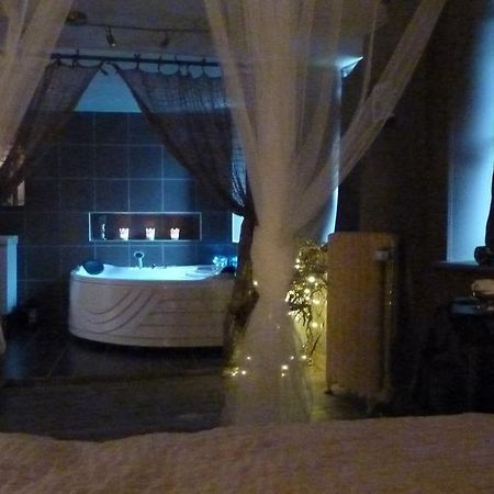Francorchamps Guest House, Chambres Avec Ou Sans Jacuzzi Malmedy Oda fotoğraf
