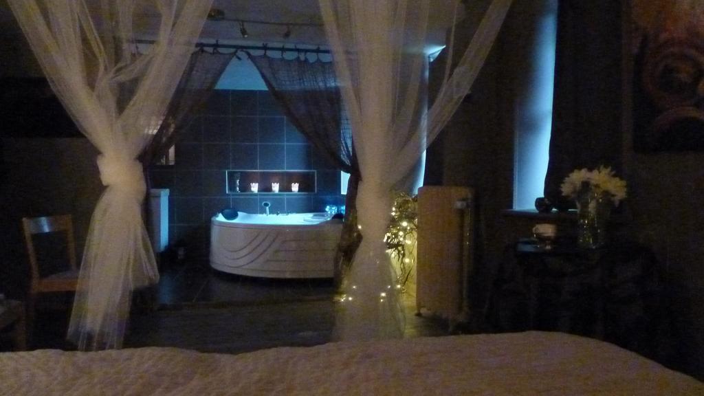 Francorchamps Guest House, Chambres Avec Ou Sans Jacuzzi Malmedy Oda fotoğraf